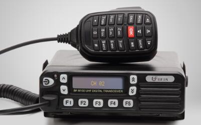 北峰BF-M100數(shù)字車載臺