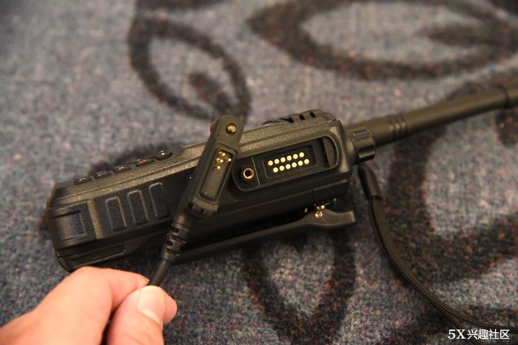 北峰DMR BF-TD511數字對講機