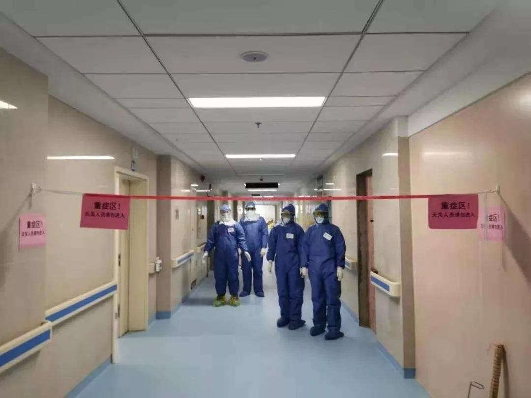 北峰支援黃岡千里馳援應急通信設備