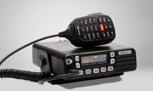 車臺天線安裝在車哪里比較好